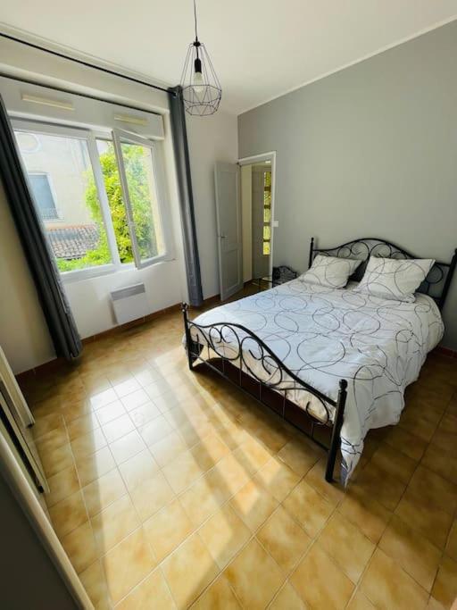 Chez Leo I - Appartement T2 Proche Tricastin Bollène Εξωτερικό φωτογραφία